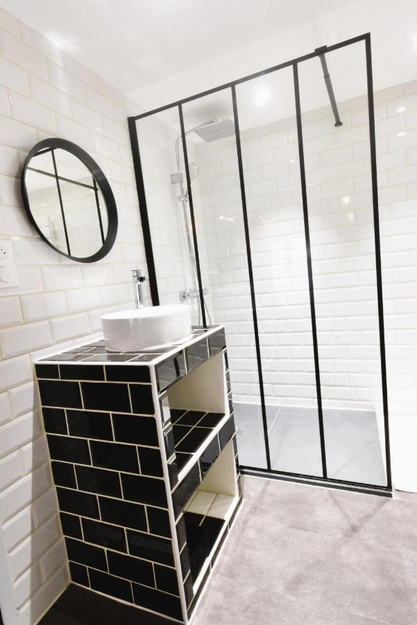 Appartement Jacuzzi Privatif : Urban Love Verneuil d'Avre et d'Iton Buitenkant foto